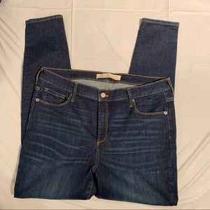 GAP Skinny Jeans Size 33R